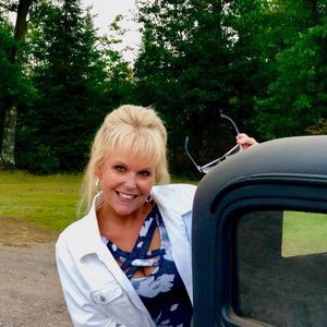 Meet your Posher, Donna